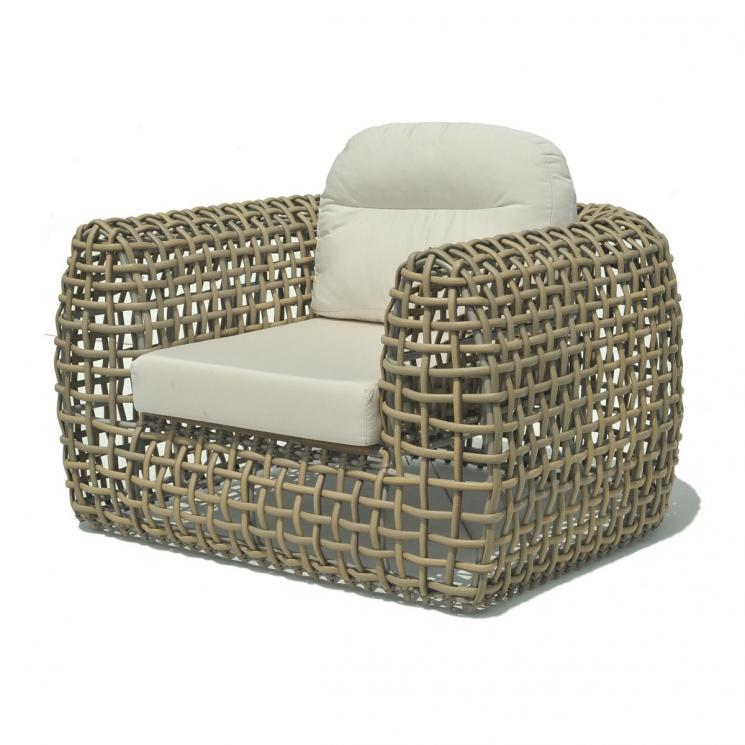 Большое кресло с плетеной основой из серого техноротанга Dynasty Skyline Design - фото