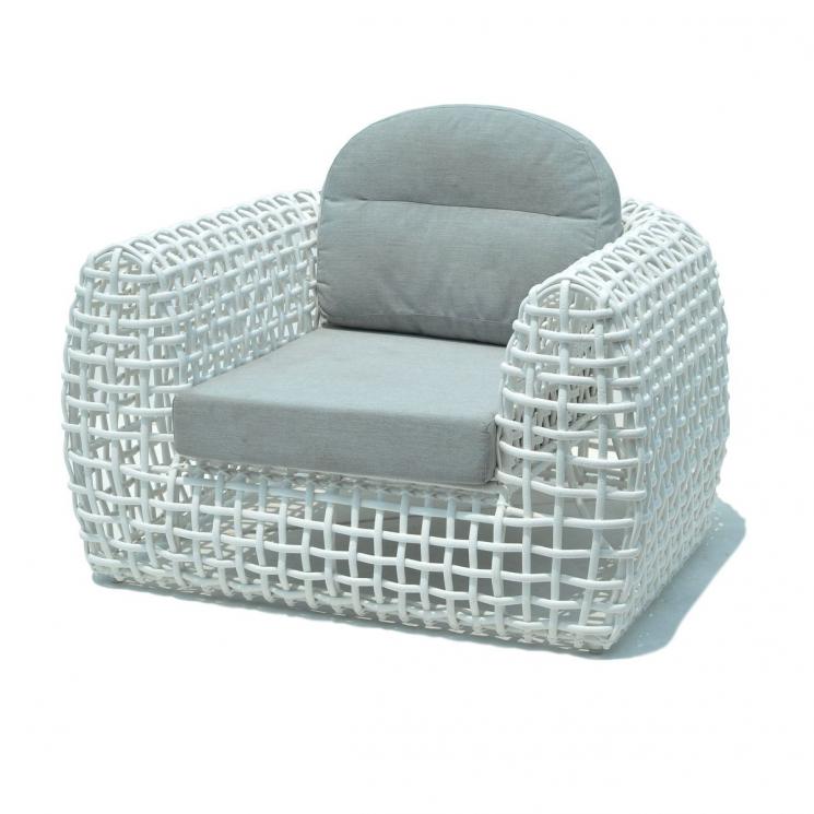 Балконное кресло из искусственного ротанга белого цвета с мягкой подушкой Dynasty Skyline Design - фото