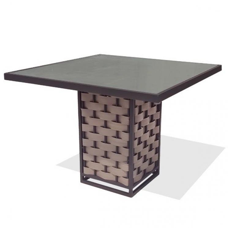 Квадратный обеденный стол из искусственного ротанга и металла Bandido Skyline Design - фото