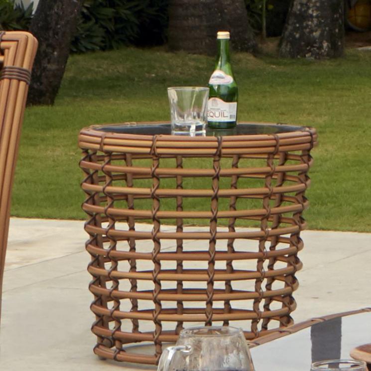 Приставной столик с плетением из искусственного коричневого ротанга Villa Natural Mushroom Skyline Design - фото