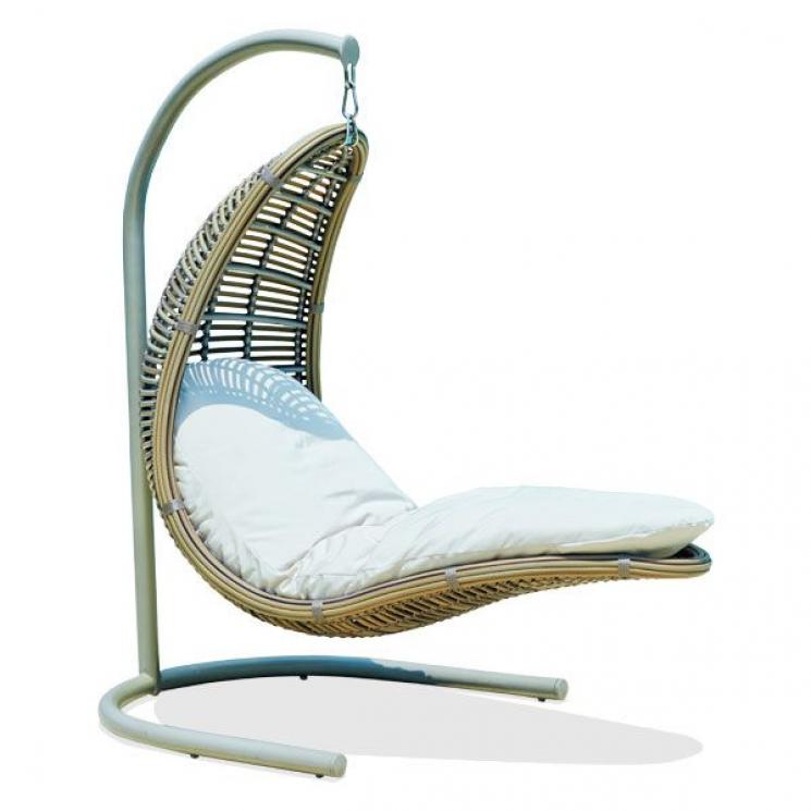 Плетеное садовое кресло-качели из искусственного ротанга с мягким матрацем Christine Skyline Design - фото