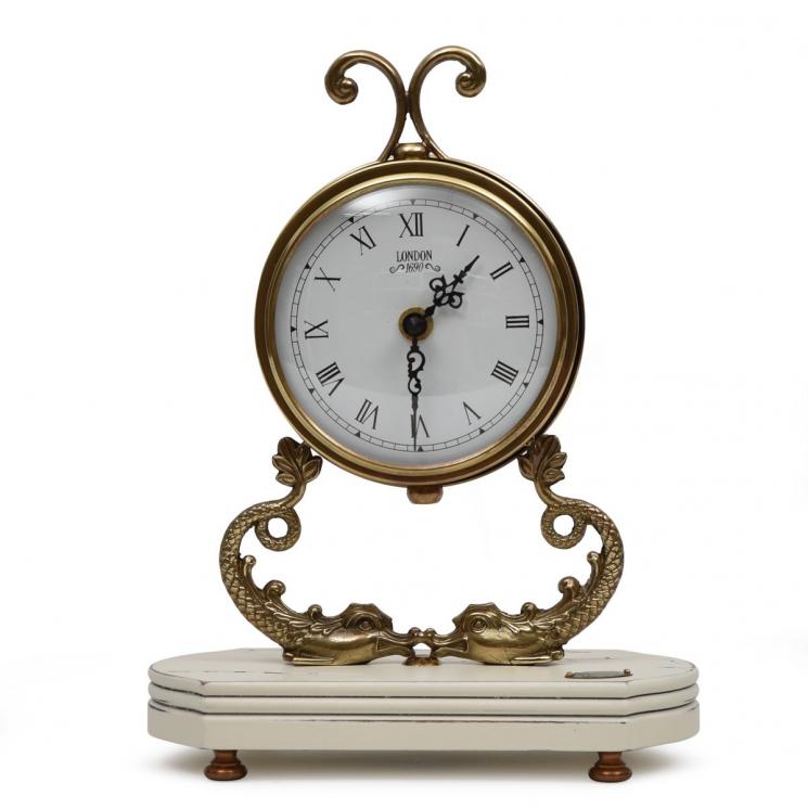 Металлические часы на белой деревянной основе "Морские коньки" Capanni - фото