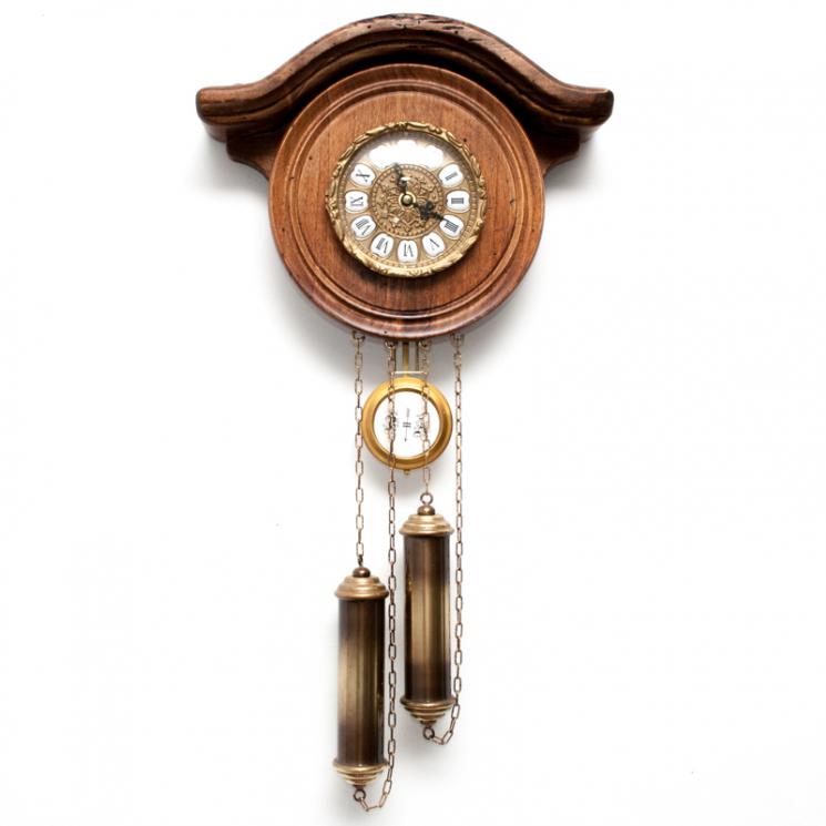 Старинные настенные часы с маятником Capanni - фото