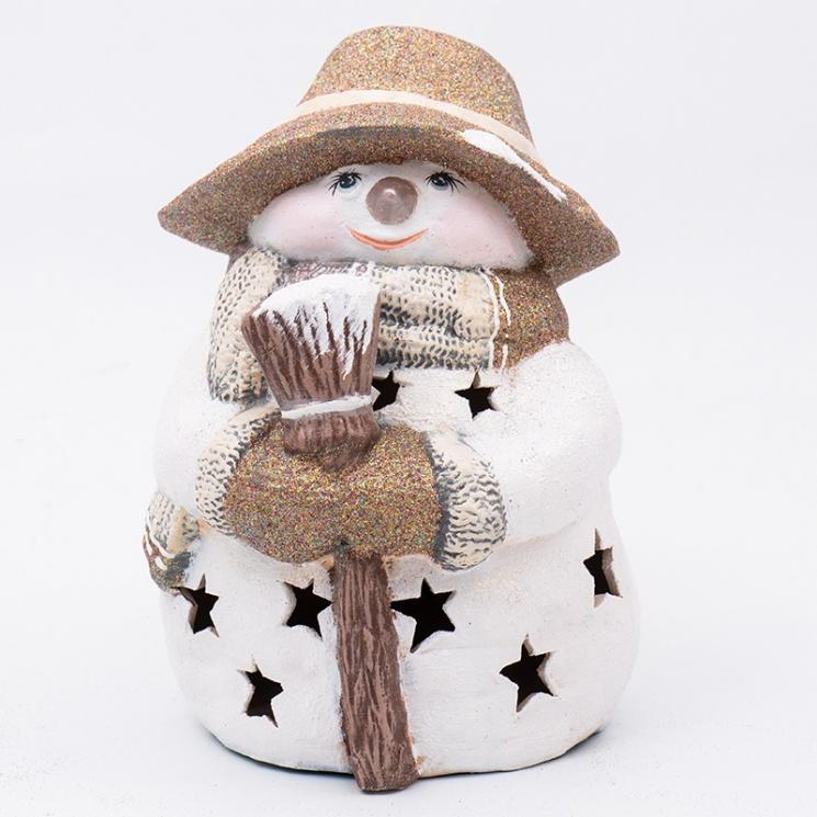 Новогодняя статуэтка с LED-подсветкой «Снеговик в золотистой шляпе с метлой» Villa Grazia - фото