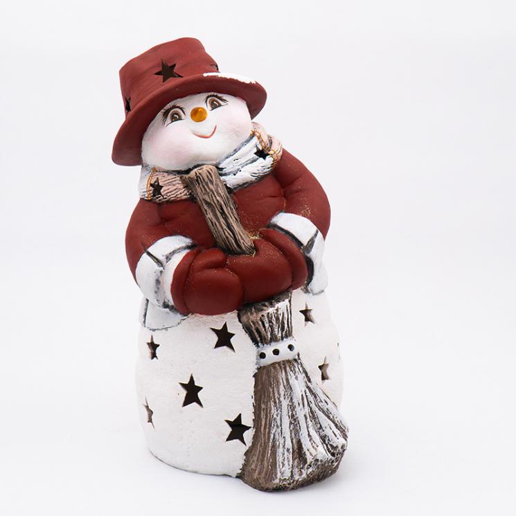 Статуэтка с LED-подсветкой «Снеговик в красной шляпе с метлой» Villa Grazia - фото
