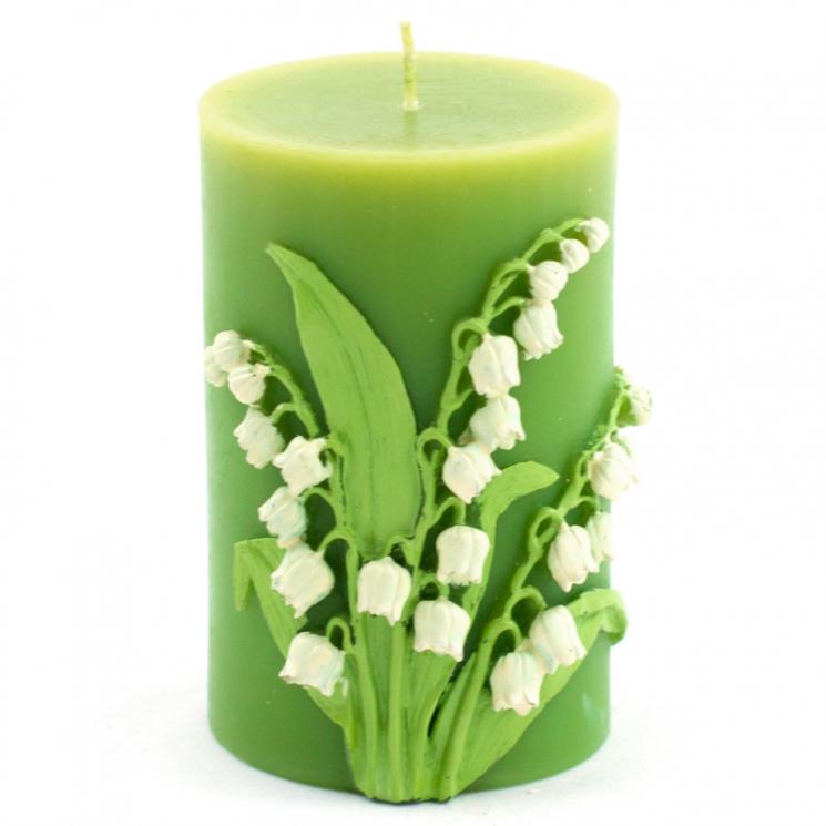 Небольшая свеча зеленого цвета с ландышами EDG - фото