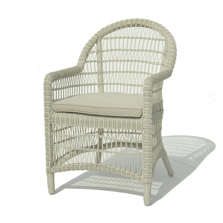 Плетеное обеденное кресло из искусственного ротанга белого цвета Arena Skyline Design - фото