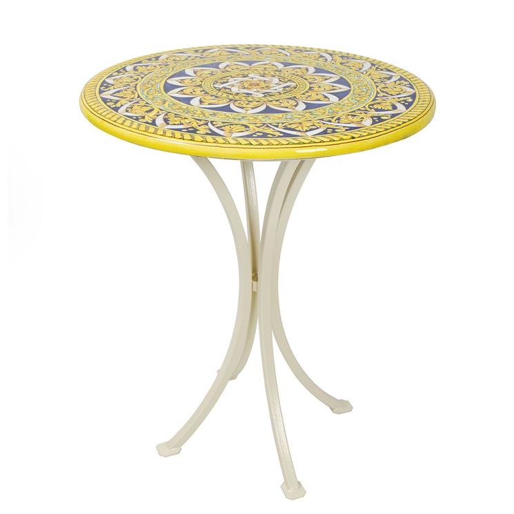 Круглый стол из базальта с орнаментом Geometrico Duca di Camastra - фото
