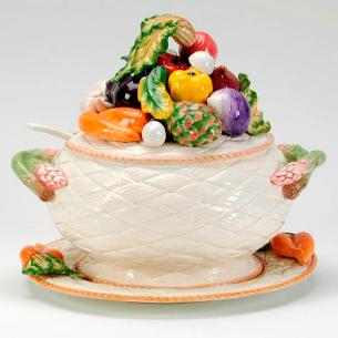 Оригинальная керамическая супница с подносом "Петухи"