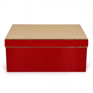 Прямоугольная подарочная коробка красного цвета