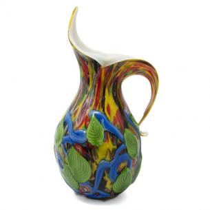 Современная ваза из разноцветного стекла