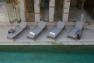 Светло-серый лежак из техноротанга для солнечных ванн на террасе и у бассейна Imperial Seashell Skyline Design  - фото