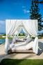 Белый навес из текстиля на металлическом каркасе для дивана-кровати Annibal Skyline Design  - фото