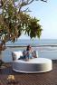 Круглый лаунж-диван с мягким текстильным матрасом для отдыха на террасе Windsor Skyline Design  - фото