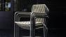 Скругленное металлическое обеденное кресло с мягкой подушкой Ona Skyline Design  - фото