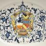 Большая настенная декоративная тарелка с гербом C. Leona  - фото