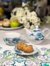 Фарфоровый чайный набор из чашки и заварника в бело-голубых тонах "Лазурный дракон" Maison  - фото