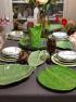 Оригинальное рельефное блюдо из керамики зеленого цвета "Банановый лист" Bordallo  - фото