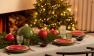 Большое круглое блюдо с елочными игрушками "Новогоднее чудо" бежевого цвета Bordallo  - фото