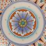 Настенная декоративная тарелка с разноцветным орнаментом L´Antica Deruta  - фото