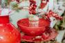 Красный салатник с ручной росписью "Снежинки" Bordallo  - фото