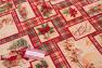 Круглая скатерть из гобелена с открытками на клетчатом фоне "Счастливого Рождества" Emilia Arredamento  - фото
