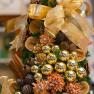 Большая новогодняя ель с золотистым декором, в округлой подставке Villa Grazia  - фото