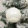 Набор из 4-х белых шаров на елку EDG  - фото