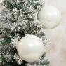 Набор из 4-х белых шаров на елку EDG  - фото