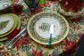Круглое керамическое блюдо из праздничной коллекции «Яркое Рождество» Villa Grazia  - фото