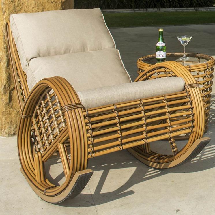 Плетене крісло-гойдалка для саду зі штучного ротанга Taurus Natural Mushroom Skyline Design - фото