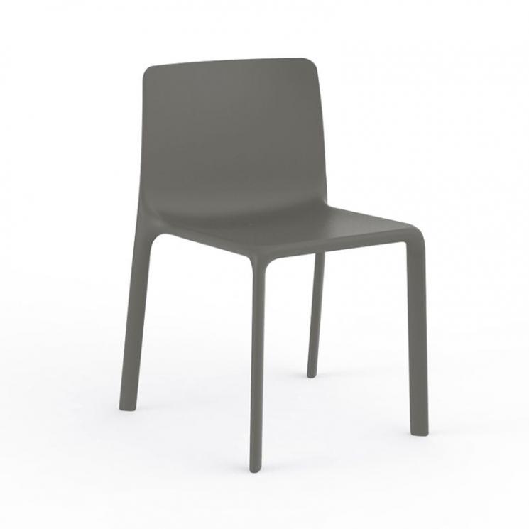 Мінімалістичний сірий стілець з подушкою для вулиці Vondom - фото