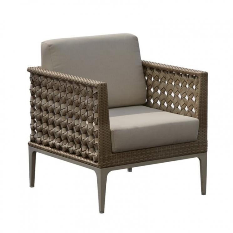 Стильне крісло відтінку тауп з оригінальним ручним плетінням Heart Skyline Design - фото