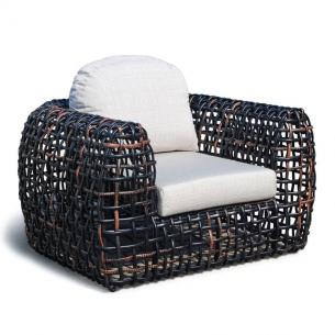 Крісло з плетеною основою із темного техноротангу Dynasty