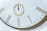 Великий настінний годинник з білим циферблатом у золотистому обрамленні Timekeeper Thomas Kent  - фото