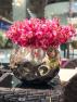 Кругла металева ваза з нерівною поверхнею Milano HOFF Interieur  - фото