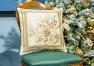 Гобеленова новорічна наволочка з люрексом та тефлоновим просоченням "Золота пуансеттія" Villa Grazia Premium  - фото